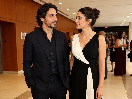 Diego Luna y Anna Díaz presentan Ceniza en la Boca en el Festival de Toronto