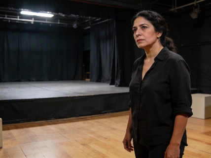 Cecilia Suárez regresa a España con una obra sobre memoria y justicia