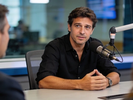 Andy Kusnetzoff comparte su visión sobre la situación económica argentina De Chismes