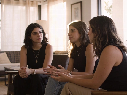 Julieta Poggio aclara su relación con Daniela Celis tras el noviazgo de Lolo De Chismes