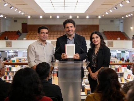 Bruno Pinasco cierra trilogía 'Tea Shop' y planea adaptación internacional De Chismes