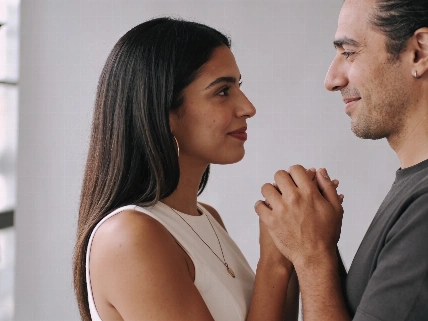Infinito Amor presenta su primer avance con Livia Brito De Chismes