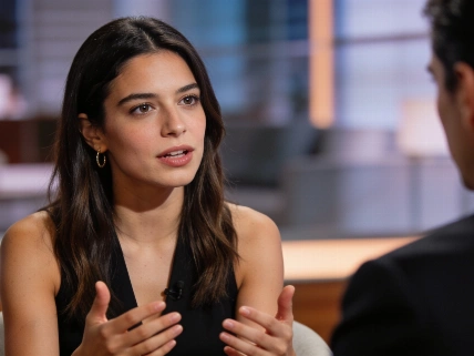 Miss Universo Chile Dominga López explica su postura y reacción en redes De Chismes