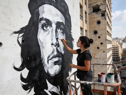 Paola Delfín pinta la guerra y la sanación en Beirut
