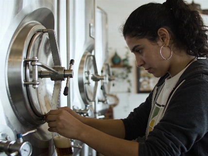 Irene Garibay: de 'El Diván de Valentina' a la cerveza artesanal en Tepoztlán De Chismes