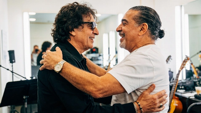 Charly García y Rubén Blades sorprendieron con un encuentro en Buenos Aires De Chismes