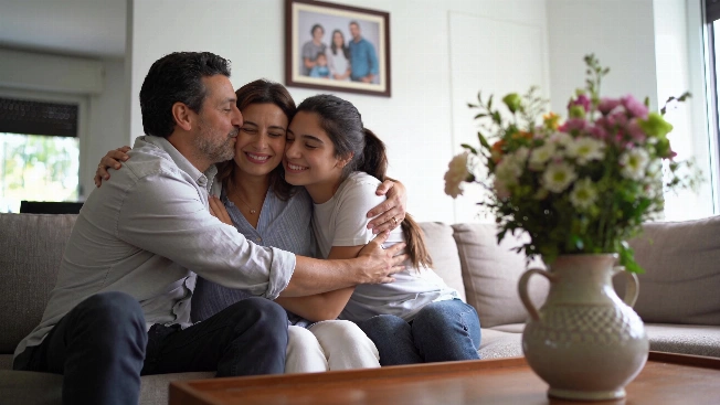 Sebastián Wainraich y Dalia Gutmann celebran los 19 años de su hija Kiara De Chismes
