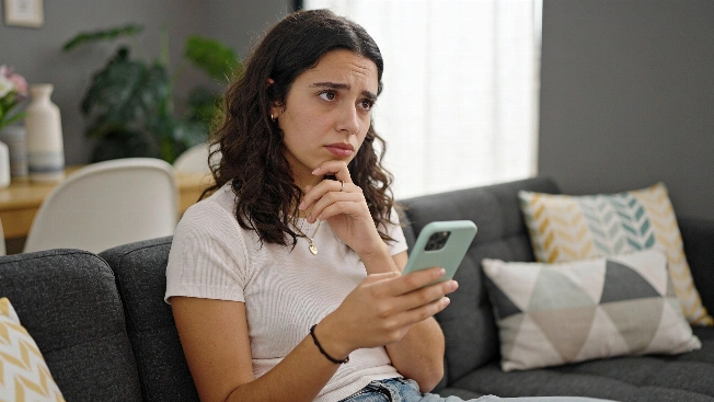 RoRo se disculpa con Perú tras comentario viral en redes sociales De Chismes